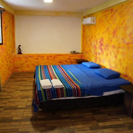 Galapagos Morning Glory Hostel Puerto Ayora  Ngoại thất bức ảnh
