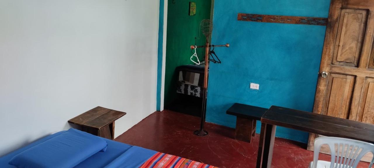 Galapagos Morning Glory Hostel Puerto Ayora  Ngoại thất bức ảnh