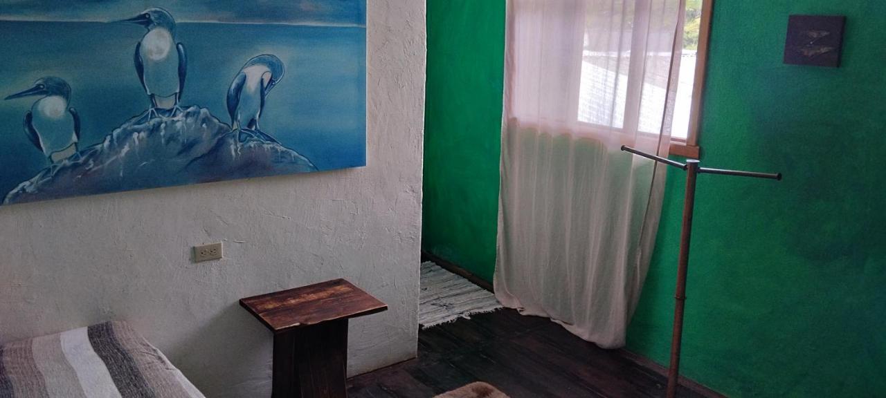 Galapagos Morning Glory Hostel Puerto Ayora  Ngoại thất bức ảnh