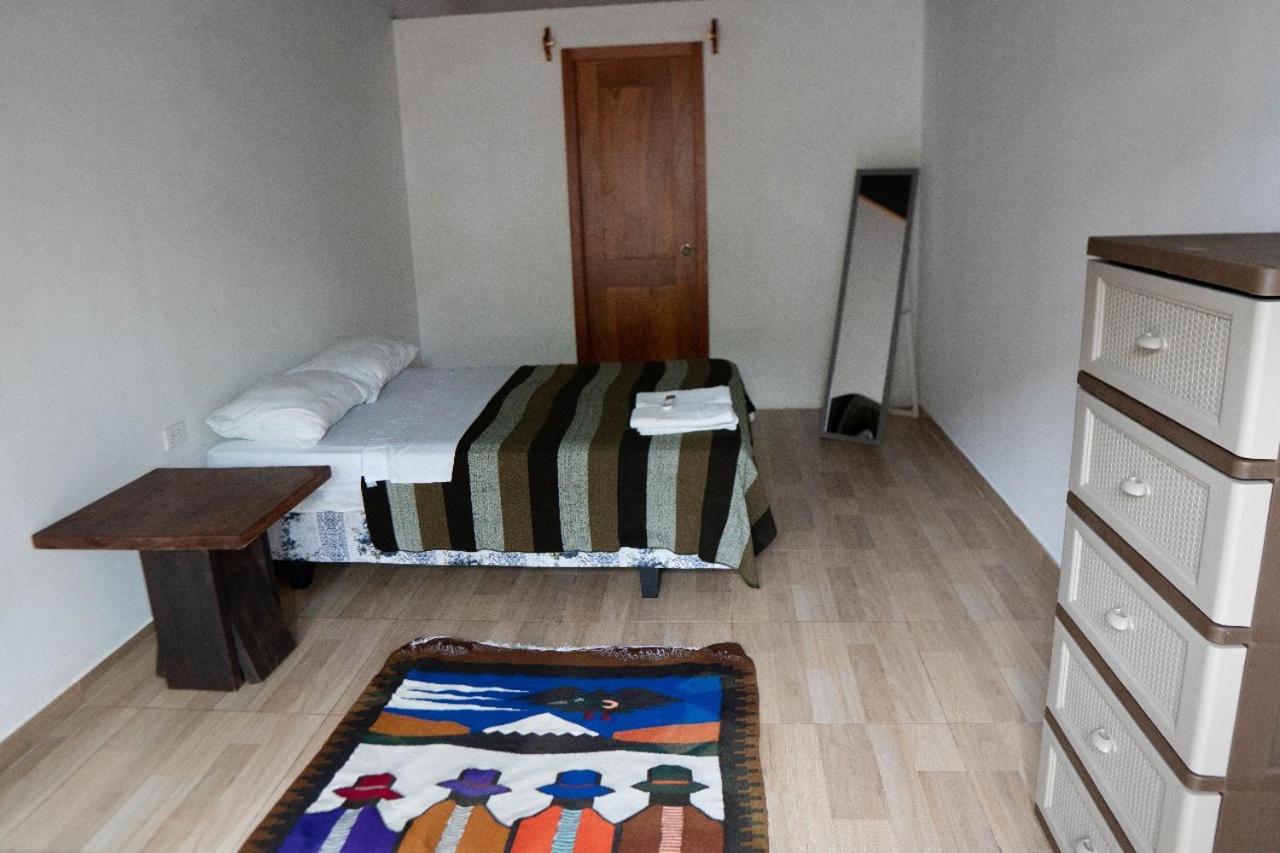 Galapagos Morning Glory Hostel Puerto Ayora  Ngoại thất bức ảnh
