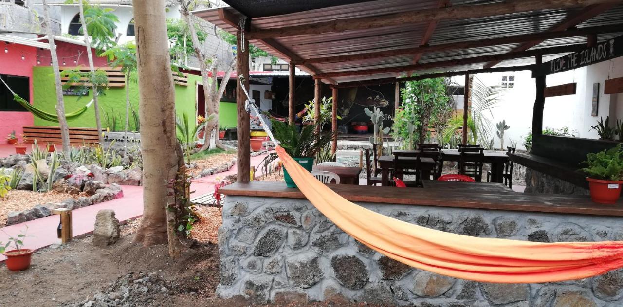 Galapagos Morning Glory Hostel Puerto Ayora  Ngoại thất bức ảnh