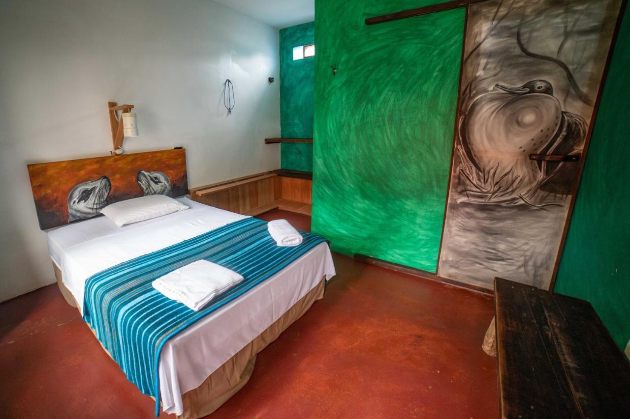 Galapagos Morning Glory Hostel Puerto Ayora  Ngoại thất bức ảnh